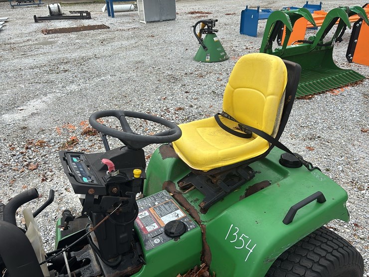 john-deere-425-image-16