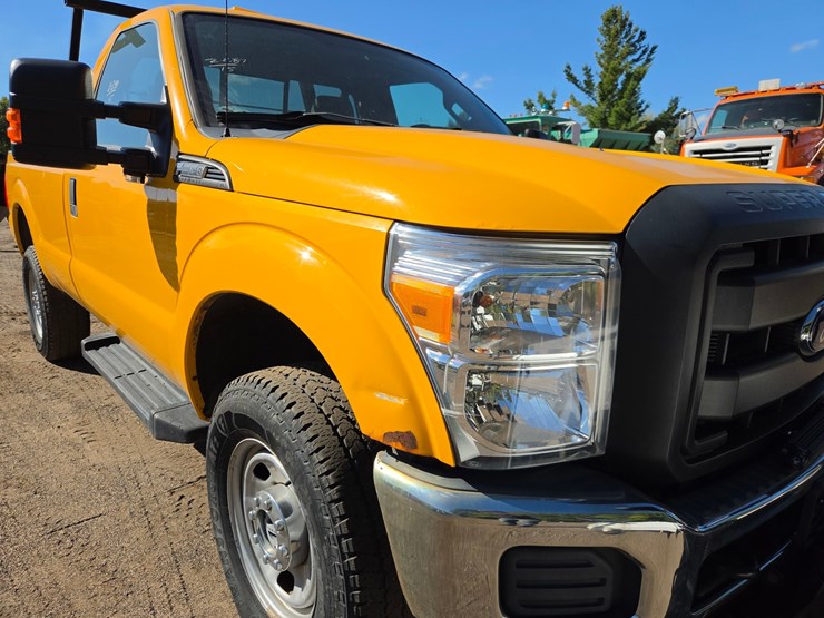 2015-ford-f350-image-15