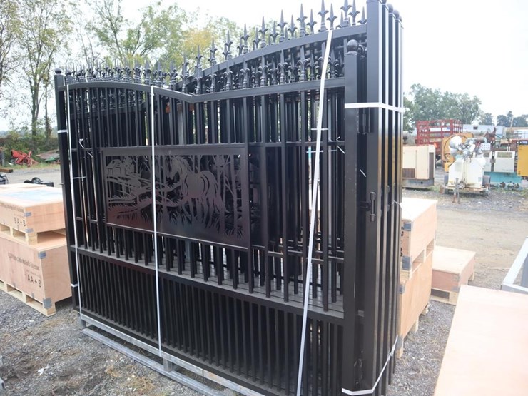 bi-parting-driveway-gates-image-1