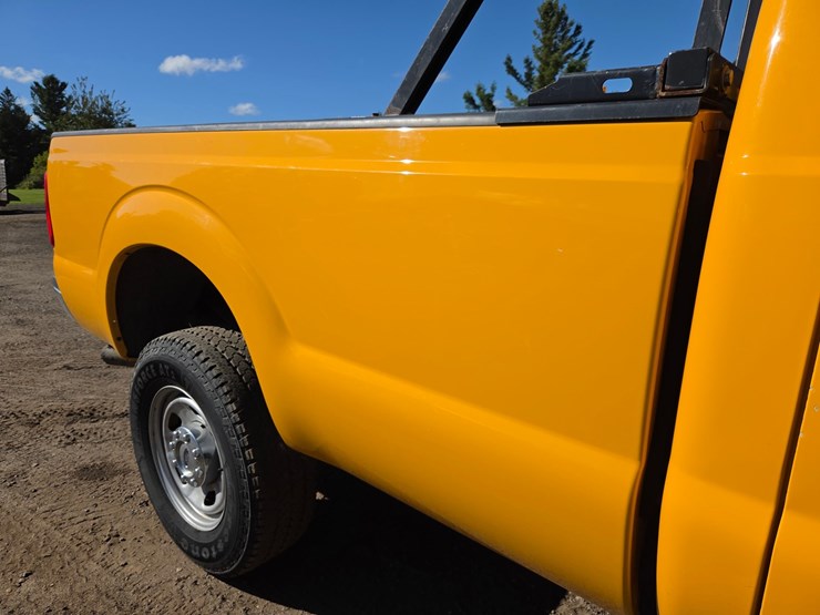 2015-ford-f350-image-27