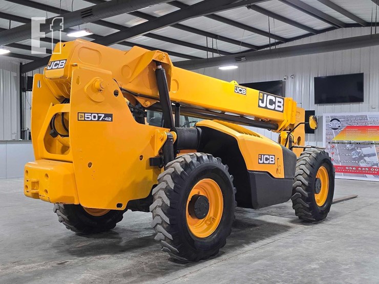 2015-jcb-507-42-image-3