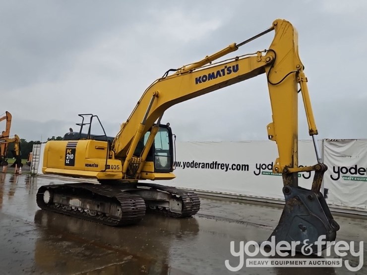 2014-komatsu-pc210-lc-10-image-6