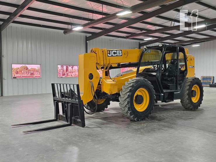 2015-jcb-507-42-image-1