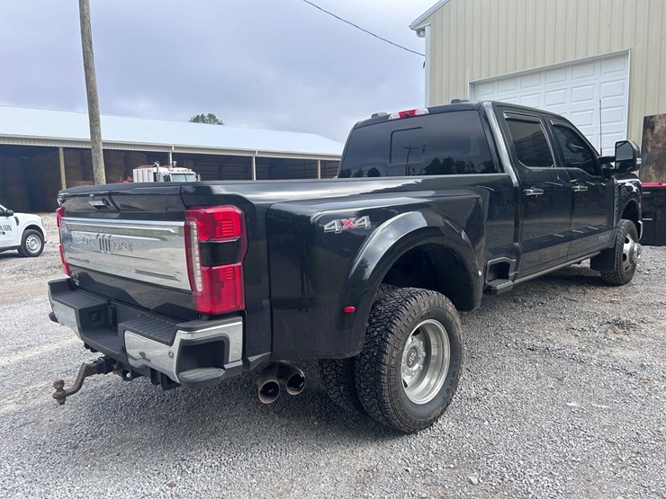 2024-ford-f350-image-7