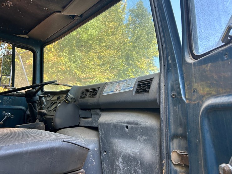 1994-ford-lnt8000-image-65