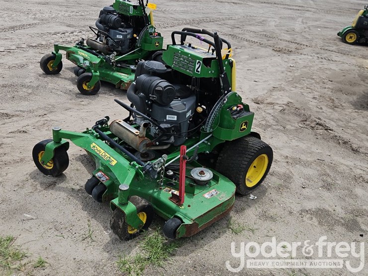 2020-john-deere-652m-image-1