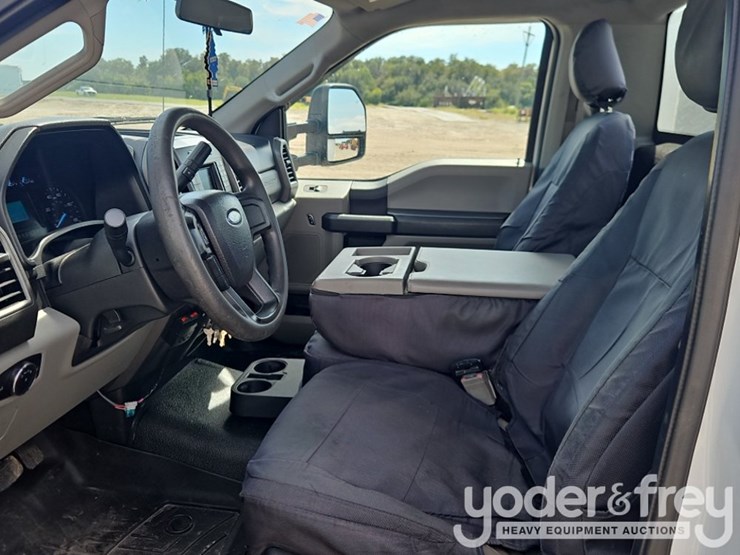 2018-ford-f350-sd-image-33