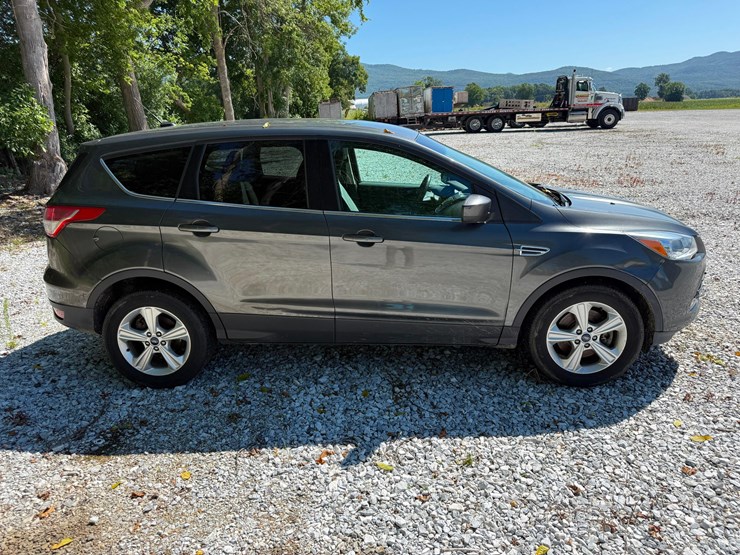 2015-ford-escape-image-4