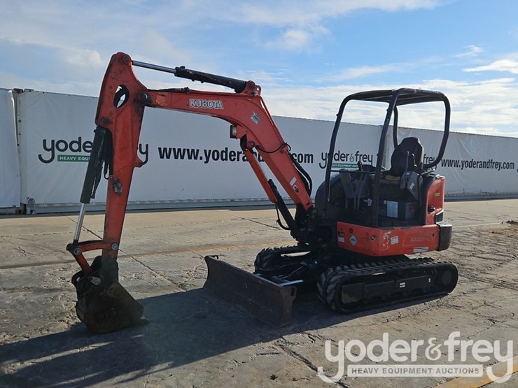 2018-kubota-kx033-4-image-1