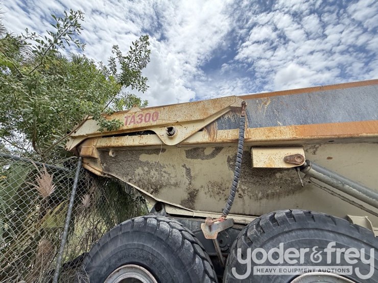 2020-terex-ta300-image-7
