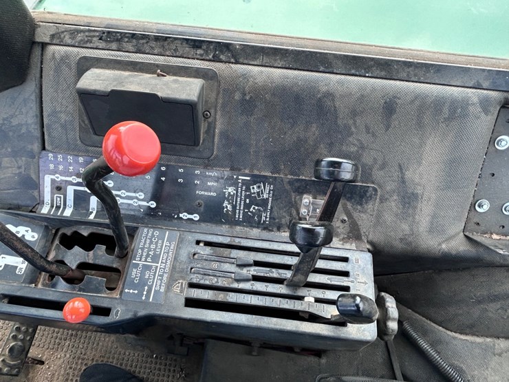 john-deere-4440-image-31