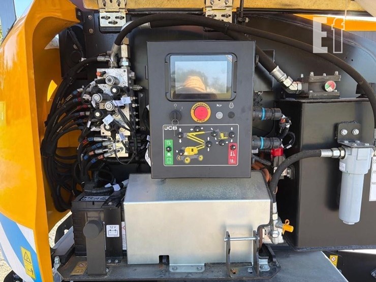 2025-jcb-a45e-image-18