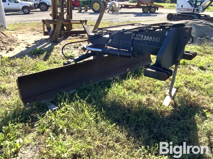 2006-bison-nvhl300xhd-image-3