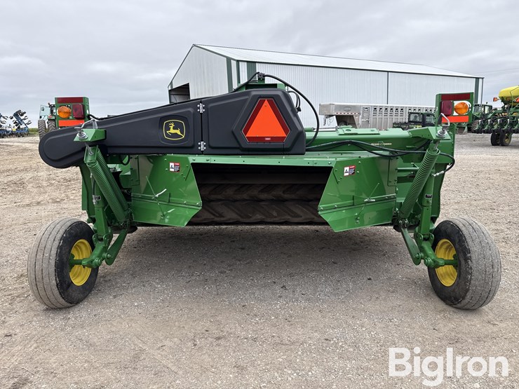 2020-john-deere-946-image-6