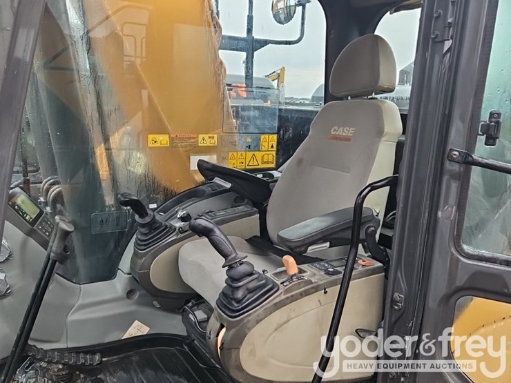 2018-case-cx250d-image-39