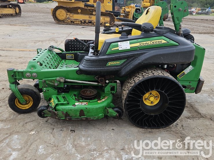 2019-john-deere-z920m-image-11