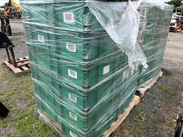 stackable-plastic-bins-image-2