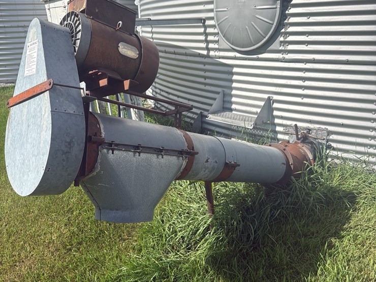 np-grain-bin,-27’-approx-10,000-bu,-full-floor,-unloading-auger,--seller-to-disconnect-power-to-bin,--buyer-responsible-for--removal,-sold-subject-to-seller-confirmation-image-2