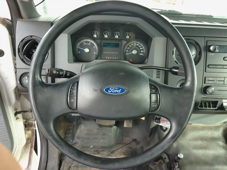 2015-ford-f750-image-12
