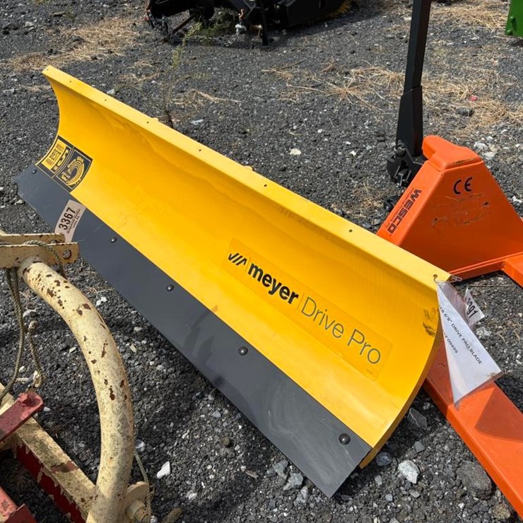 Meyer Drive Pro IM-6'8" Snow Blade