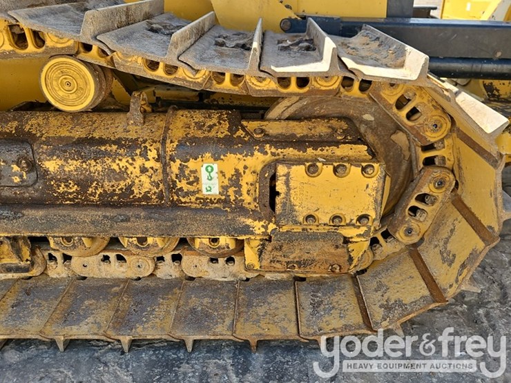 2021-caterpillar-d4-lgp-image-14