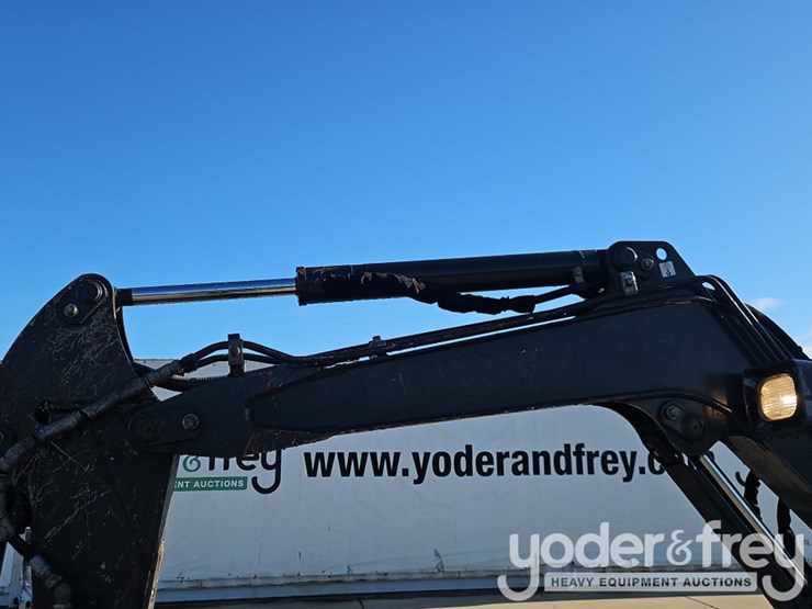 2021-deere-30g-image-20