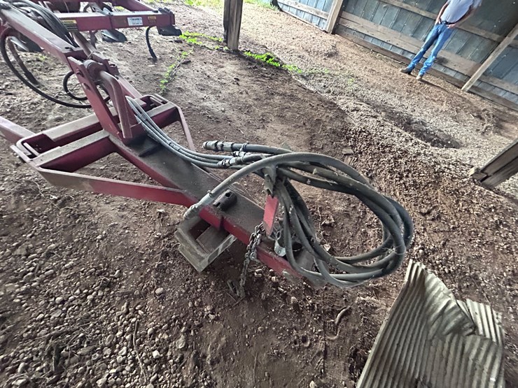 #74-•-case-4300-field-cultivator-image-10