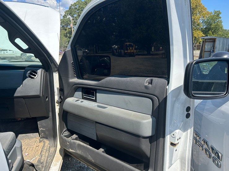 2014-ford-f150-xlt-image-47