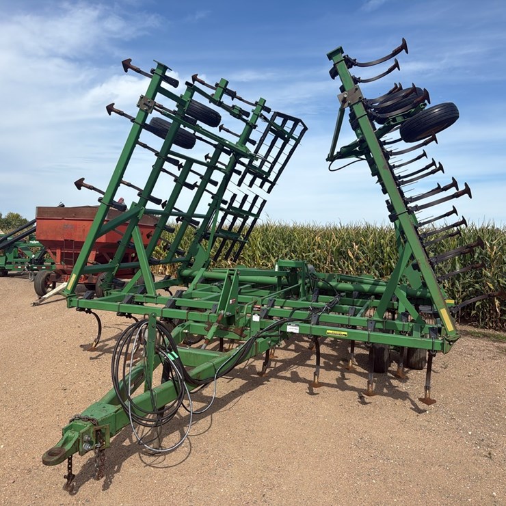 JOHN DEERE 40