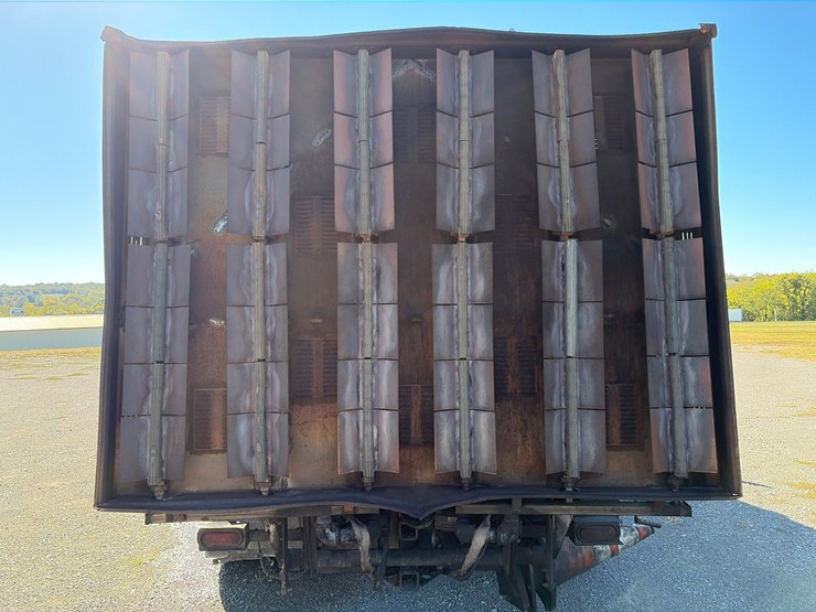 2008-kenworth-t300-image-9
