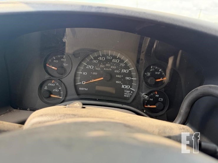 2003-gmc-savana-g1500-image-12