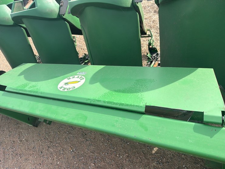john-deere-693-image-10