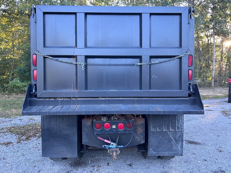 2005-kenworth-t300-image-6