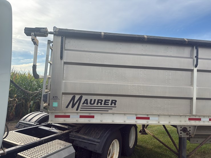 2015--mauer-36’-grain-hopper-w/-shurco-4500-series-electric-tarp,-ag-hoppers,-aluminum,-one-owner-trailer-image-2