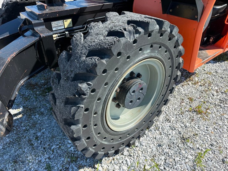 jlg-g10-55a-image-18