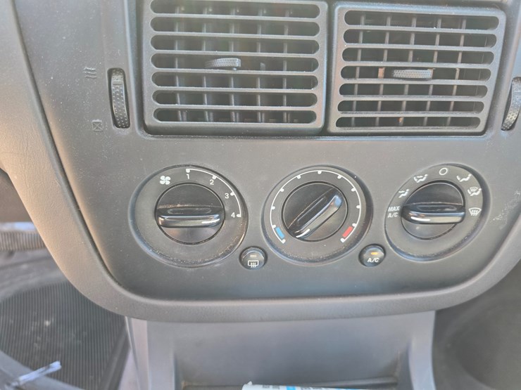 2003-ford-explorer-image-38