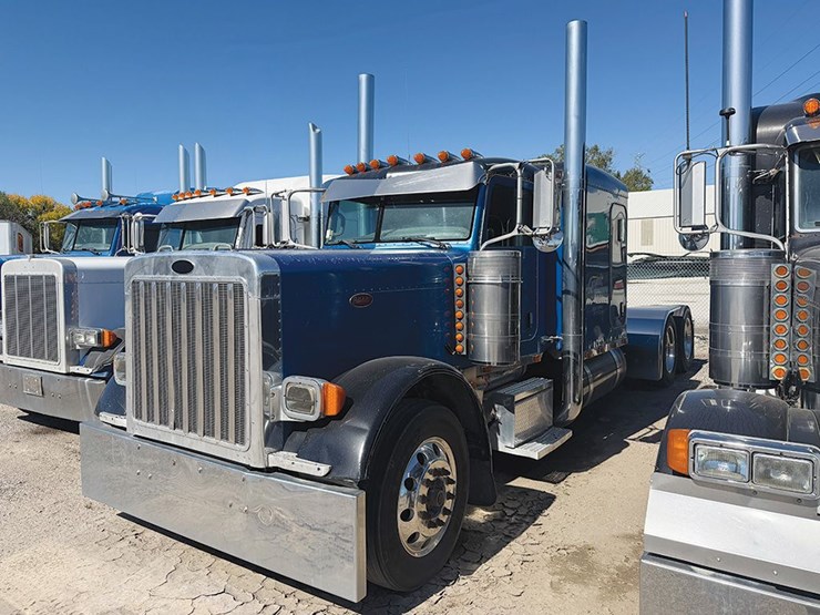 2007-peterbilt-379-image-1