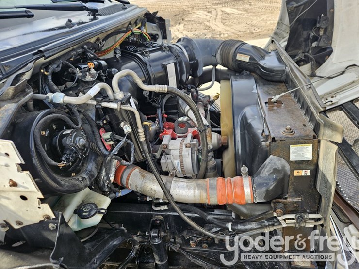 2008-ford-f750-image-25