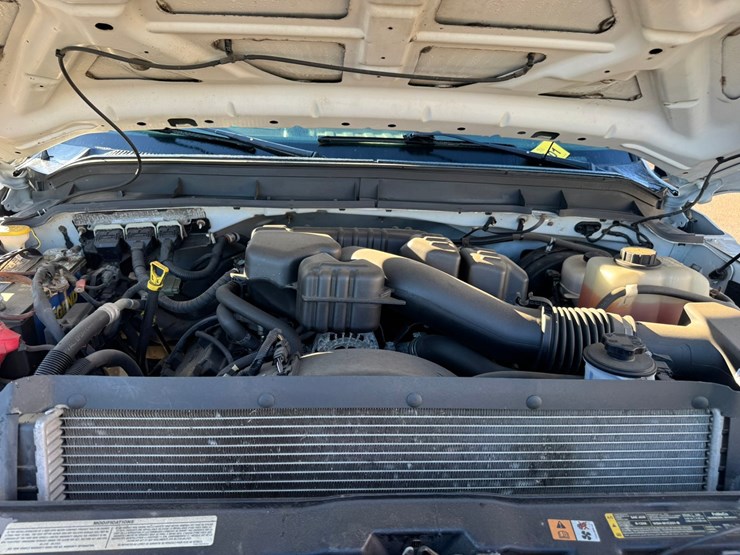 2015-ford-f350-image-42