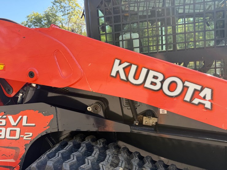 kubota-svl90-2-image-25