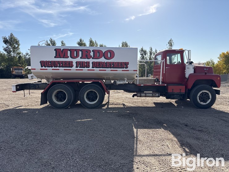 1983-mack-dm492s-image-4