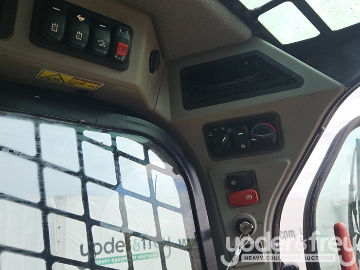 2021-caterpillar-289d3-image-27