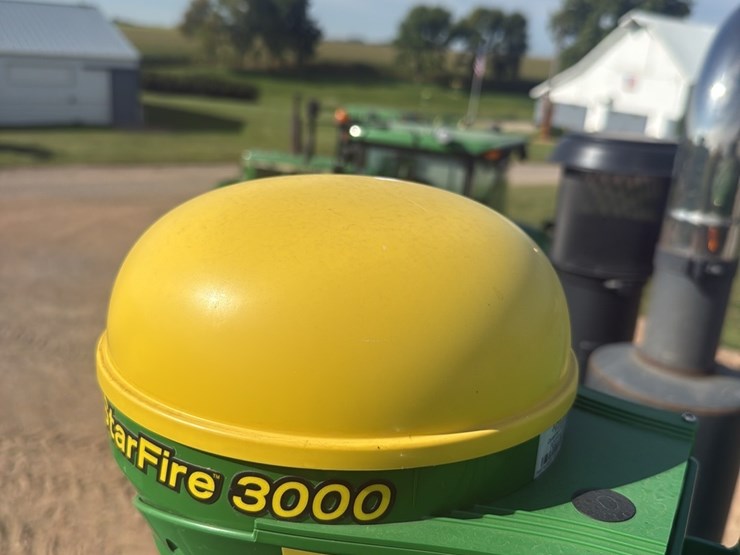 john-deere-starfire-3000-image-2