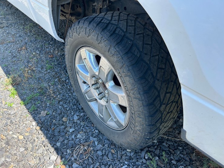 2014-ford-f150-xlt-image-5