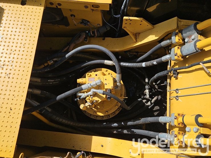 2019-caterpillar-336-image-37