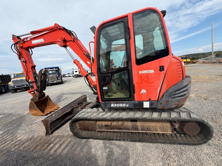 #23-•-2012-kubota-080-3-mini-excavator-image-10