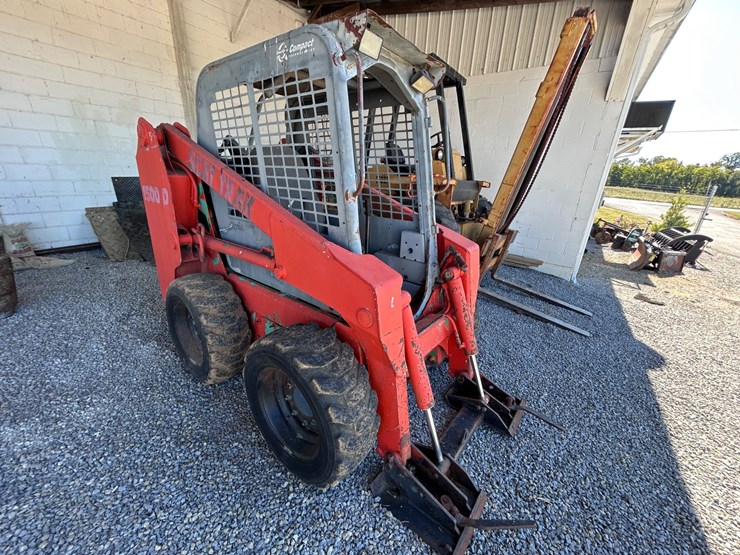 #82-•-omni-quip-compact-skid-steer-image-11