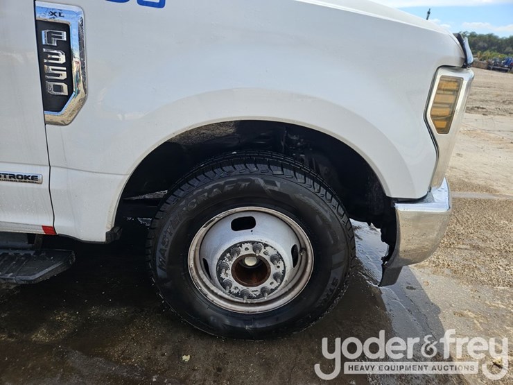 2018-ford-f350-sd-image-10