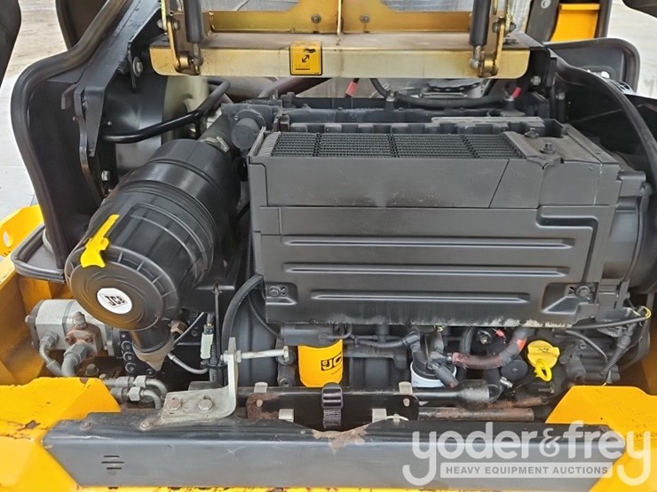2012-jcb-406b-image-19