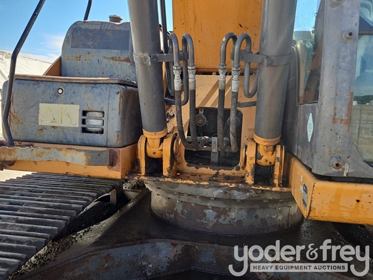 2015-case-cx210c-image-21